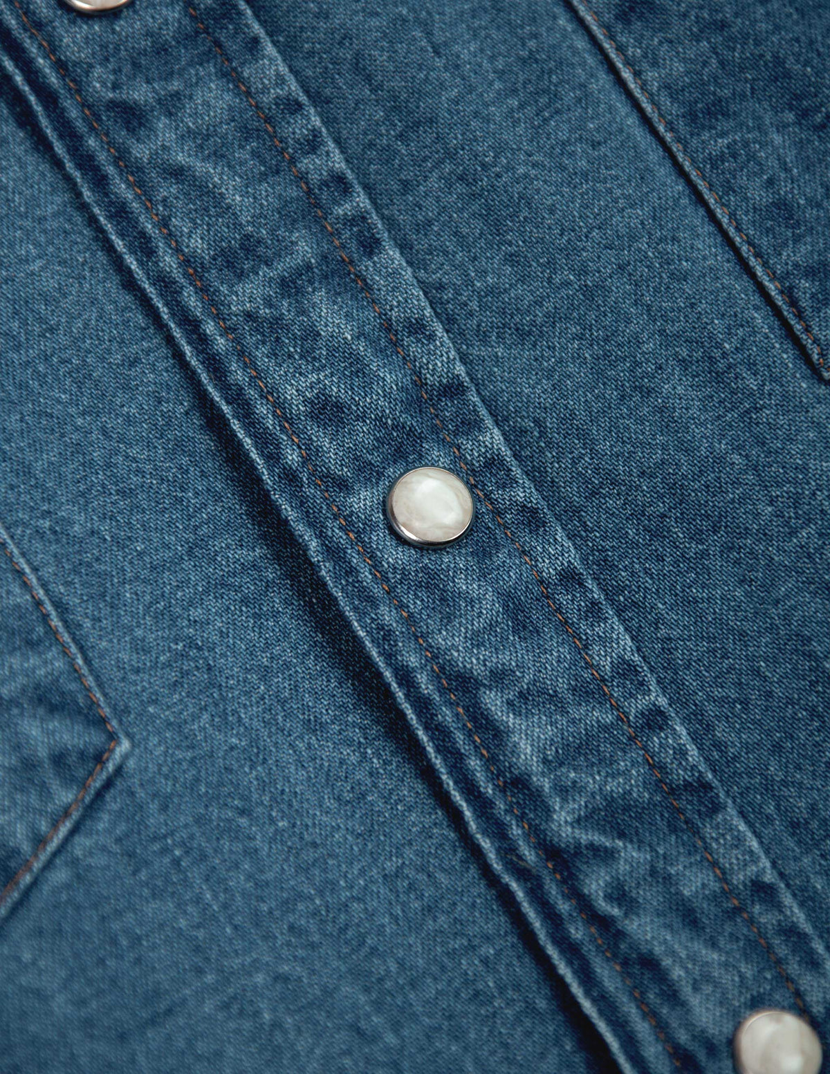 Ennis Selvedge Denim Western Shirt in Medium Wash