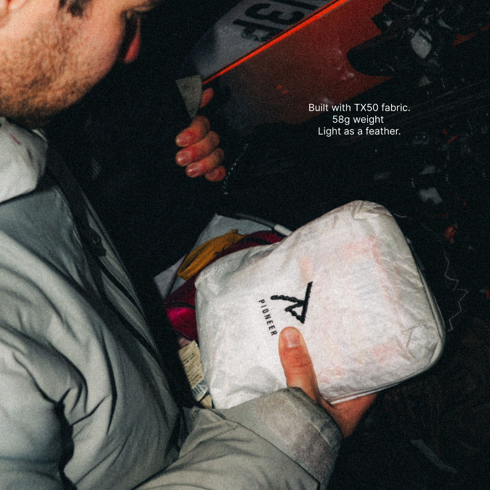 Pioneer Carry Global Pouch