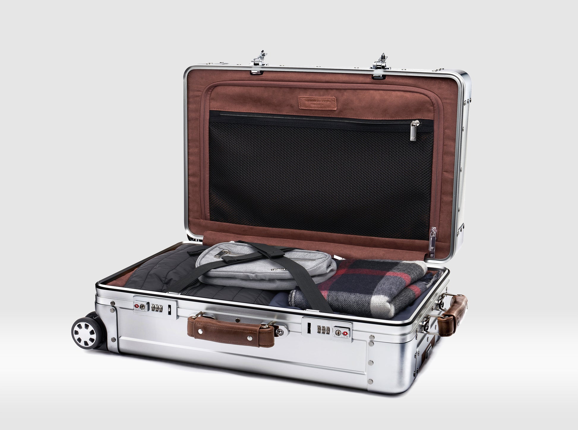 Sterling Pacific Cabin Travel Case