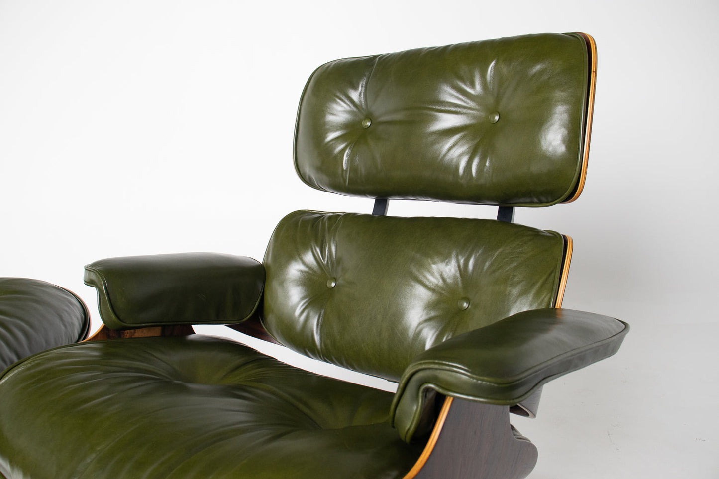 3rd Generation Eames Lounge Chair