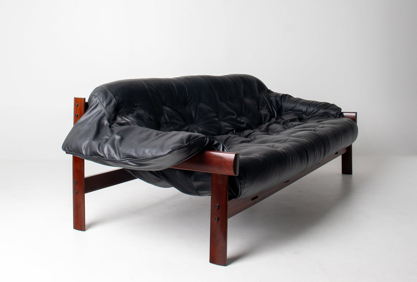 Brazilian Modern MP-41 Sofa by Percival Lafer