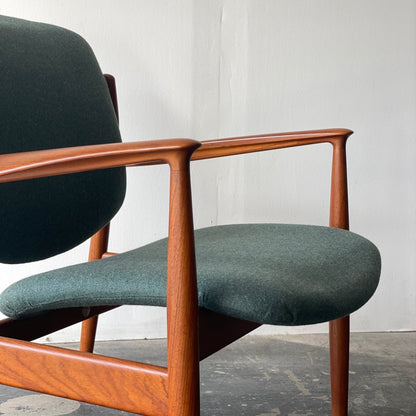 Finn Juhl Model 136 Lounge Chair for France & Son Circa 1950's