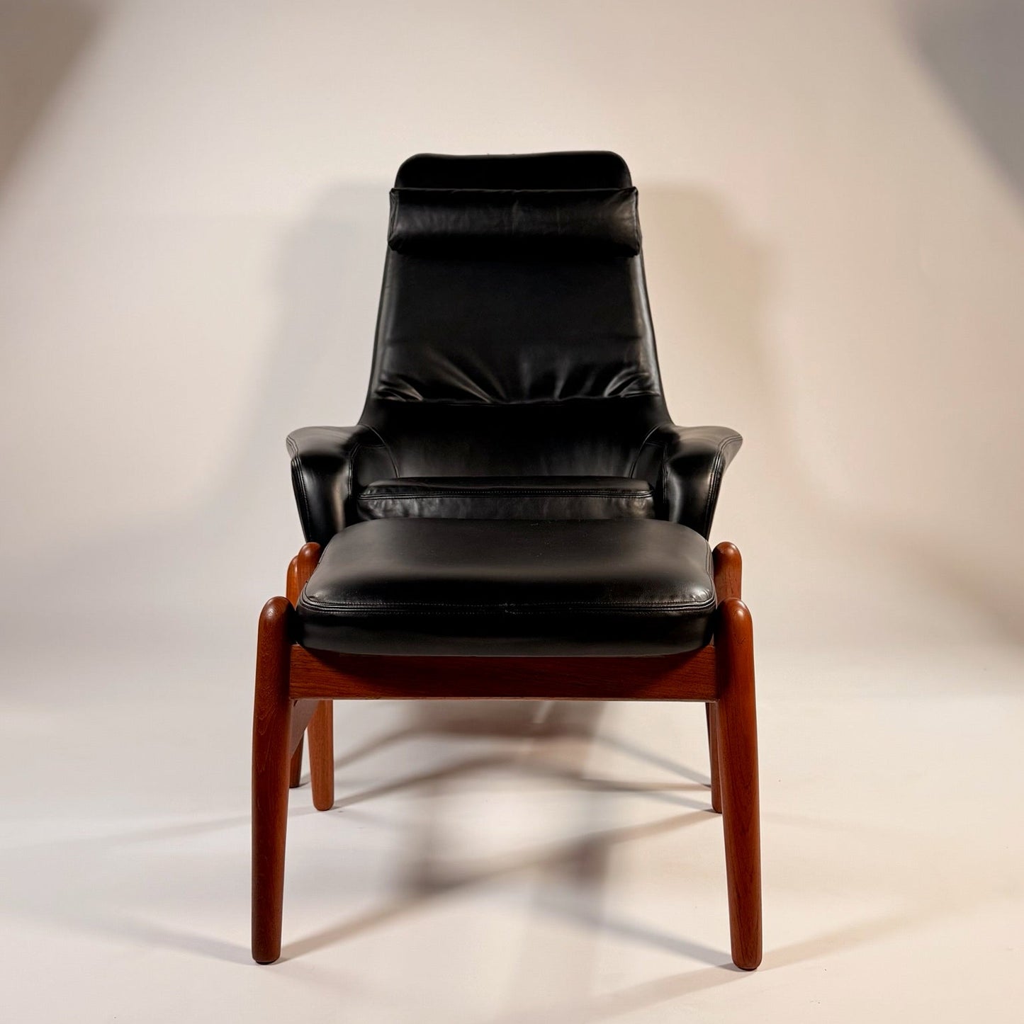 Rare Arnold Madsen & Schubell - MS30 High back Recliner