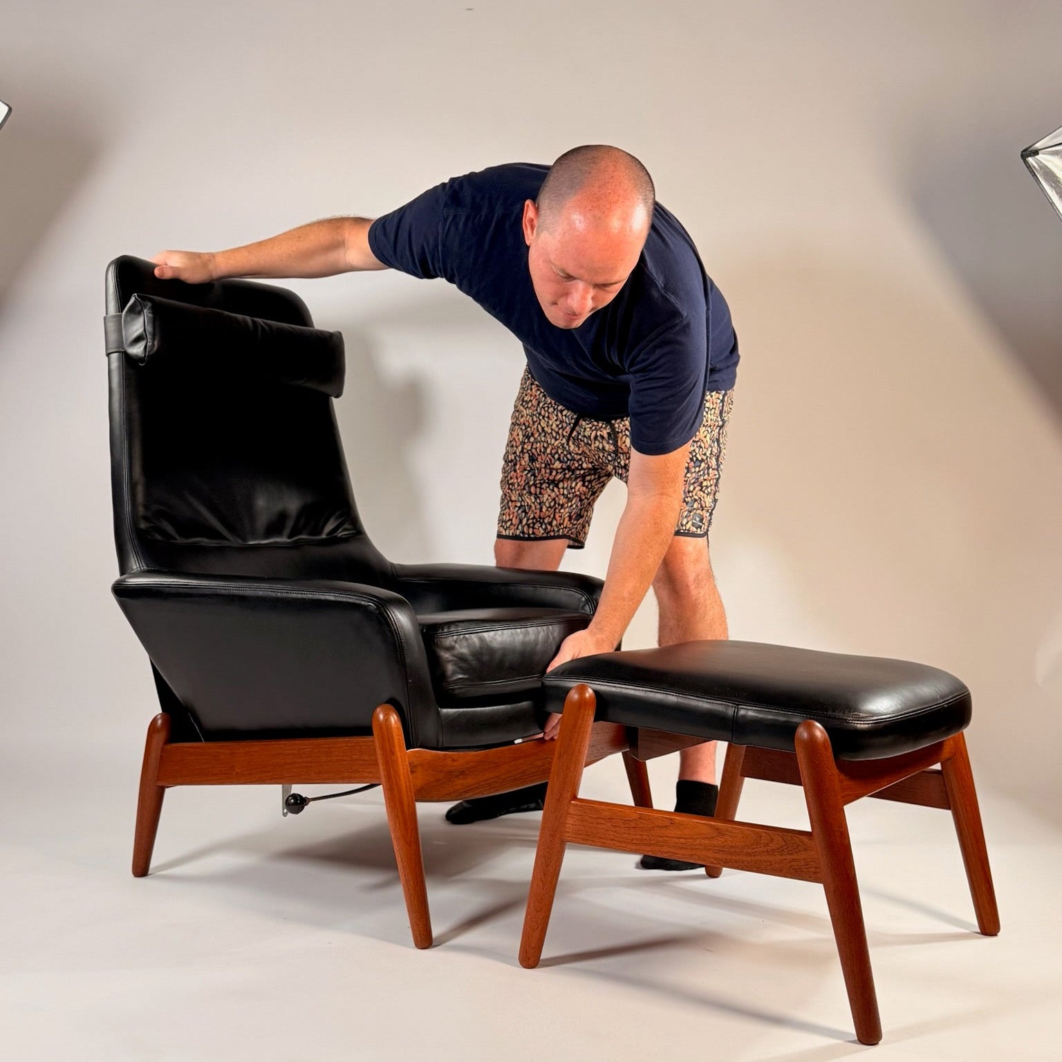 Rare Arnold Madsen & Schubell - MS30 High back Recliner
