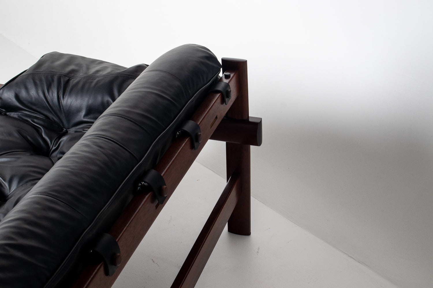 Brazilian Modern MP-41 Sofa by Percival Lafer