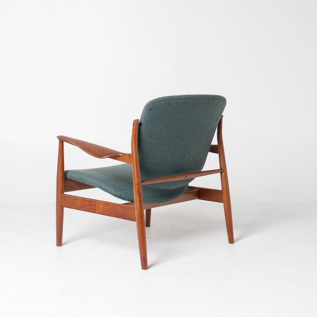Finn Juhl Modell 136 Lounge Chair