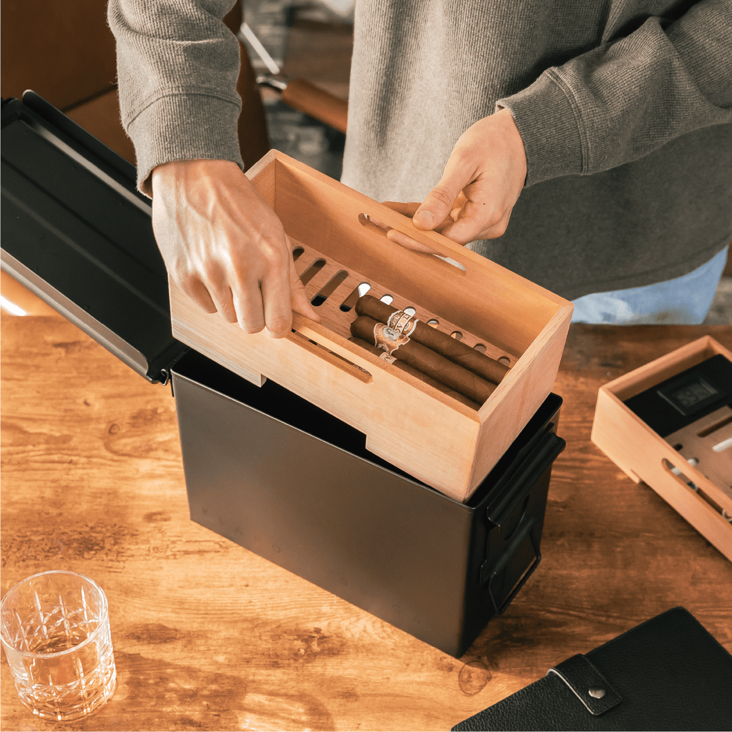 Klaro Smoke Can 50 Cal Humidor