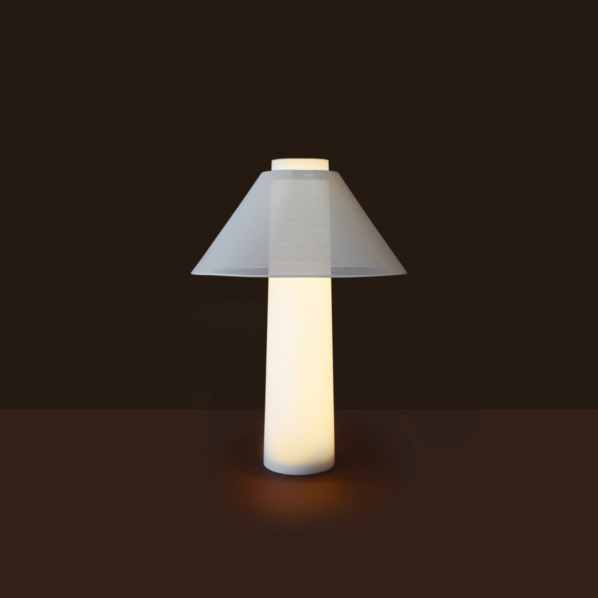 Loftie Lamp White UK