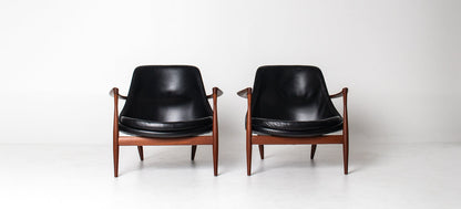 Rare Pair of Vintage Elizabeth Lounge Chairs by Ib Kofod Larsen