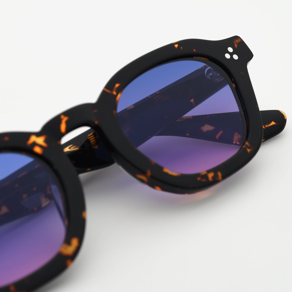 Akila Logos Sunglasses