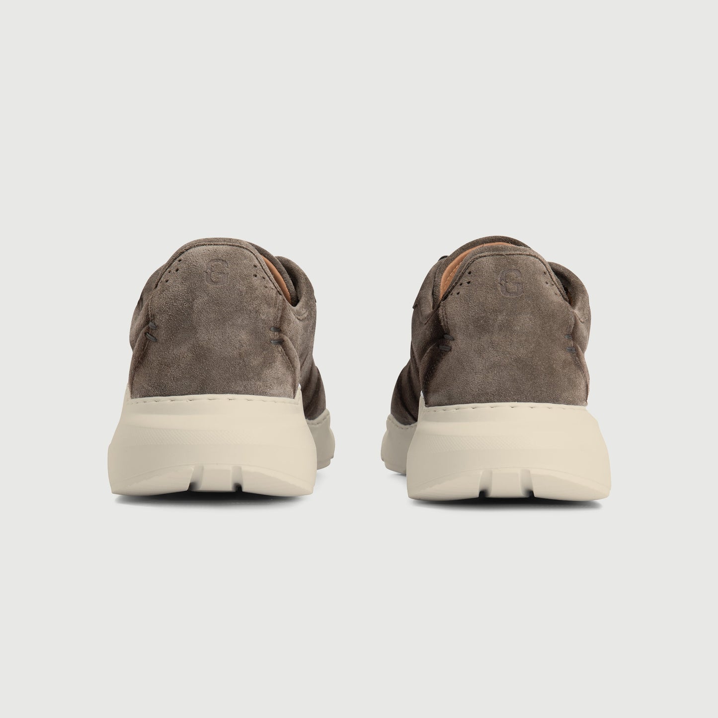 Greats The Manhattan City Runner - Mineral Taupe
