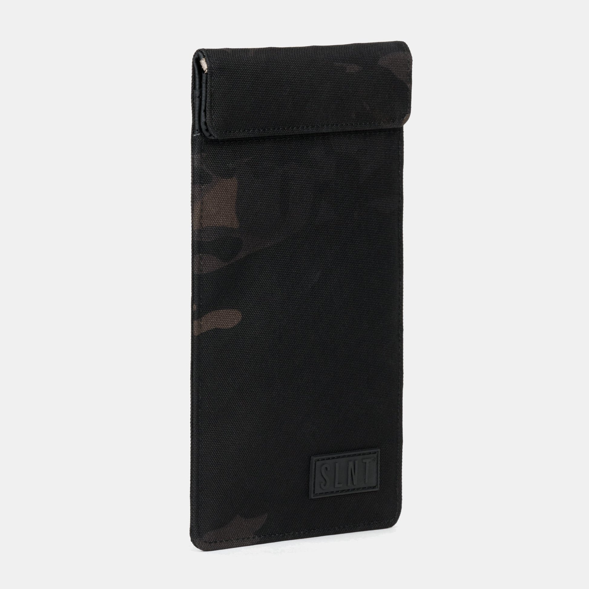 SLNT Faraday Phone Sleeve