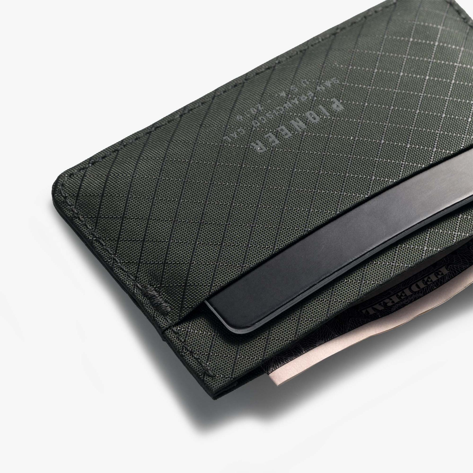 Molecule Cardholder