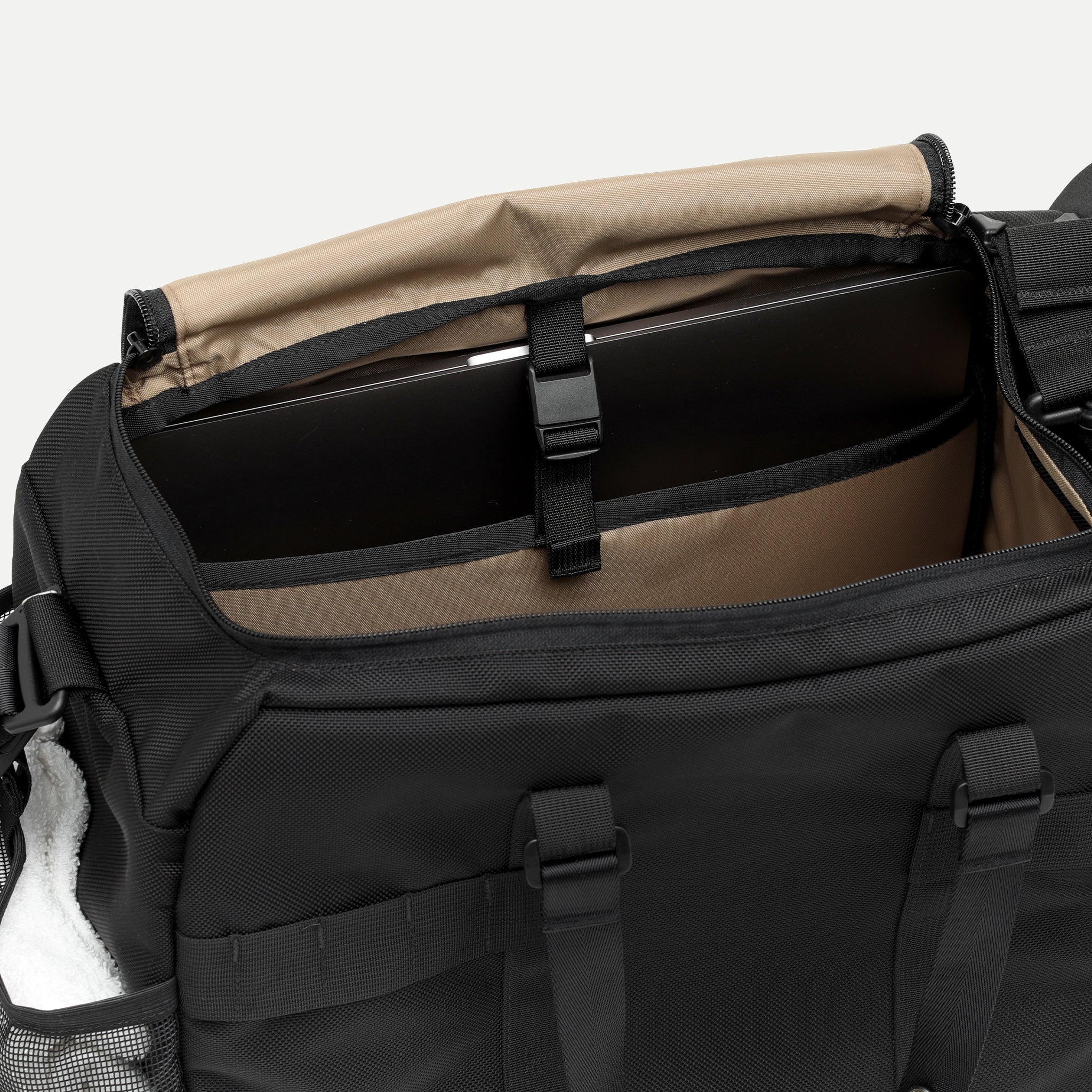 DSPTCH Gym & Work Duffel Bag | Uncrate Supply
