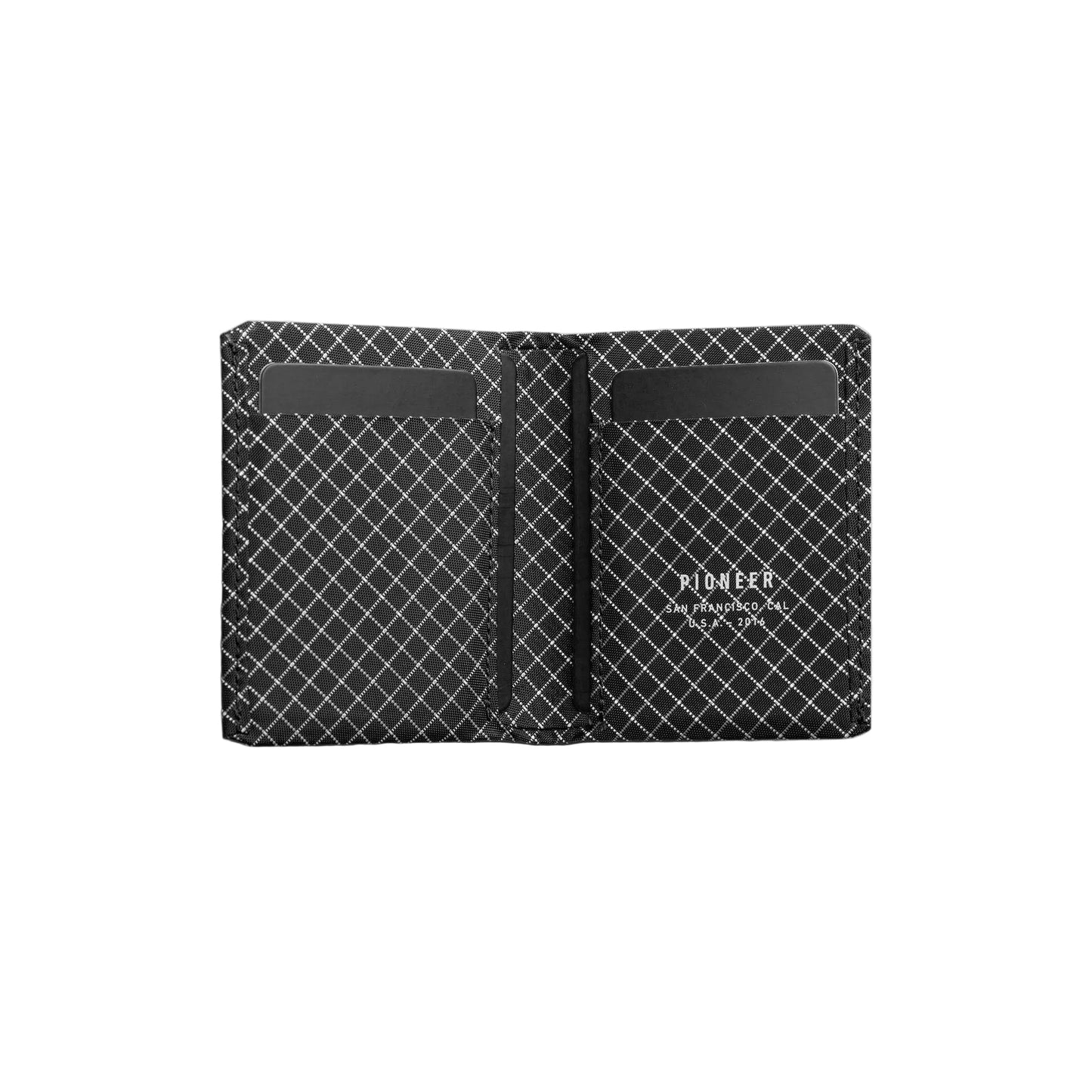 Matter Bifold Black White 10XD™