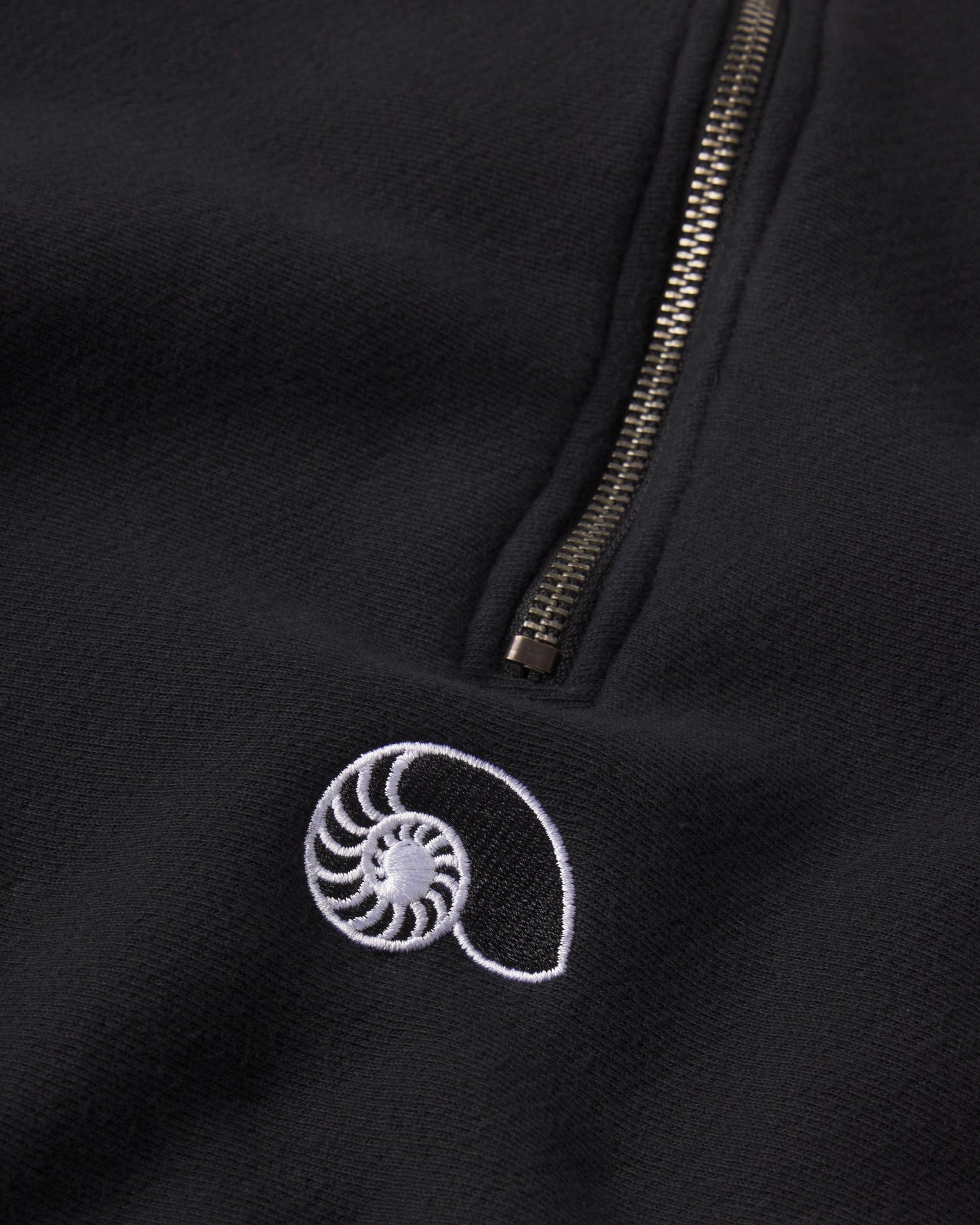 AARON LEVINE HALF ZIP SWEATSHIRT