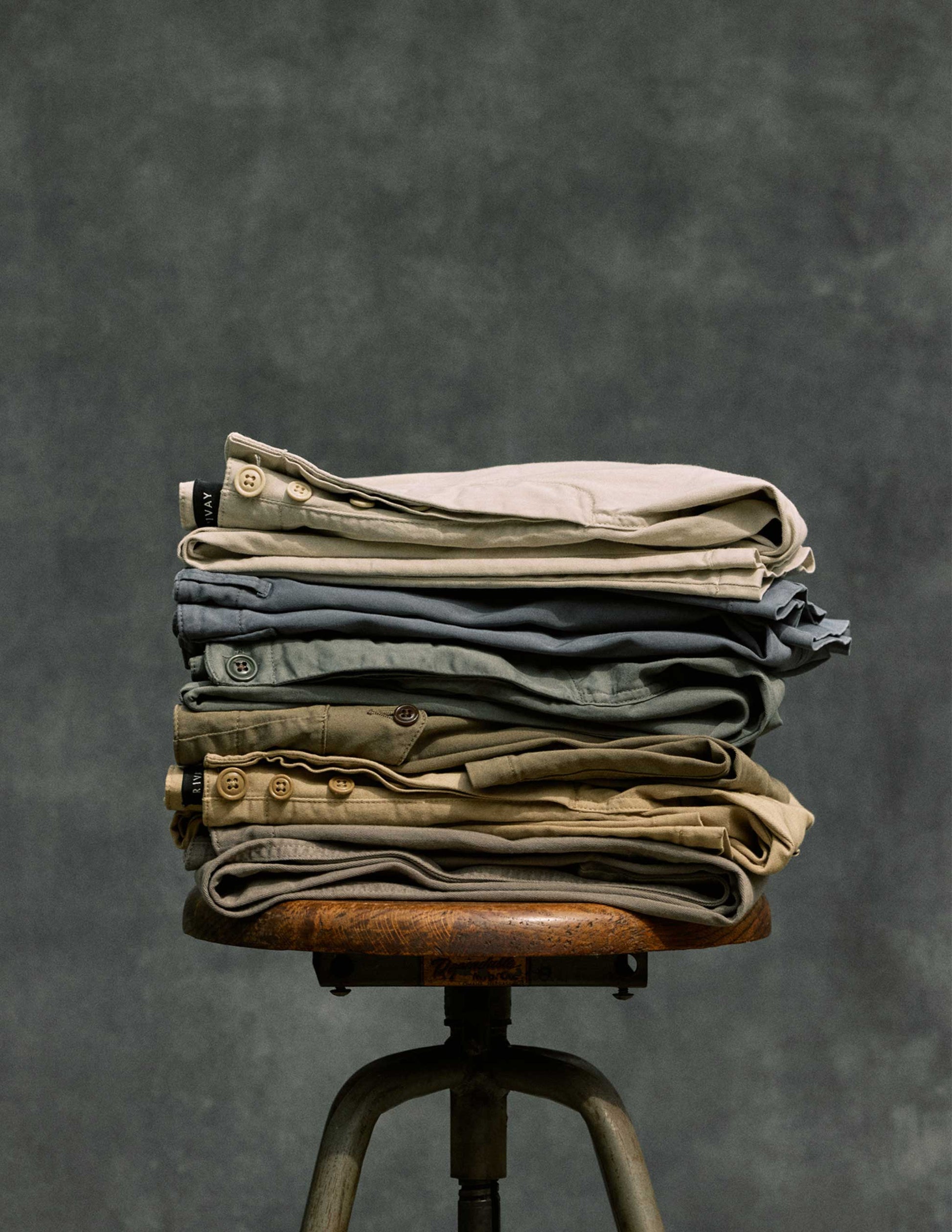 Series Chino in Olive Fatigue