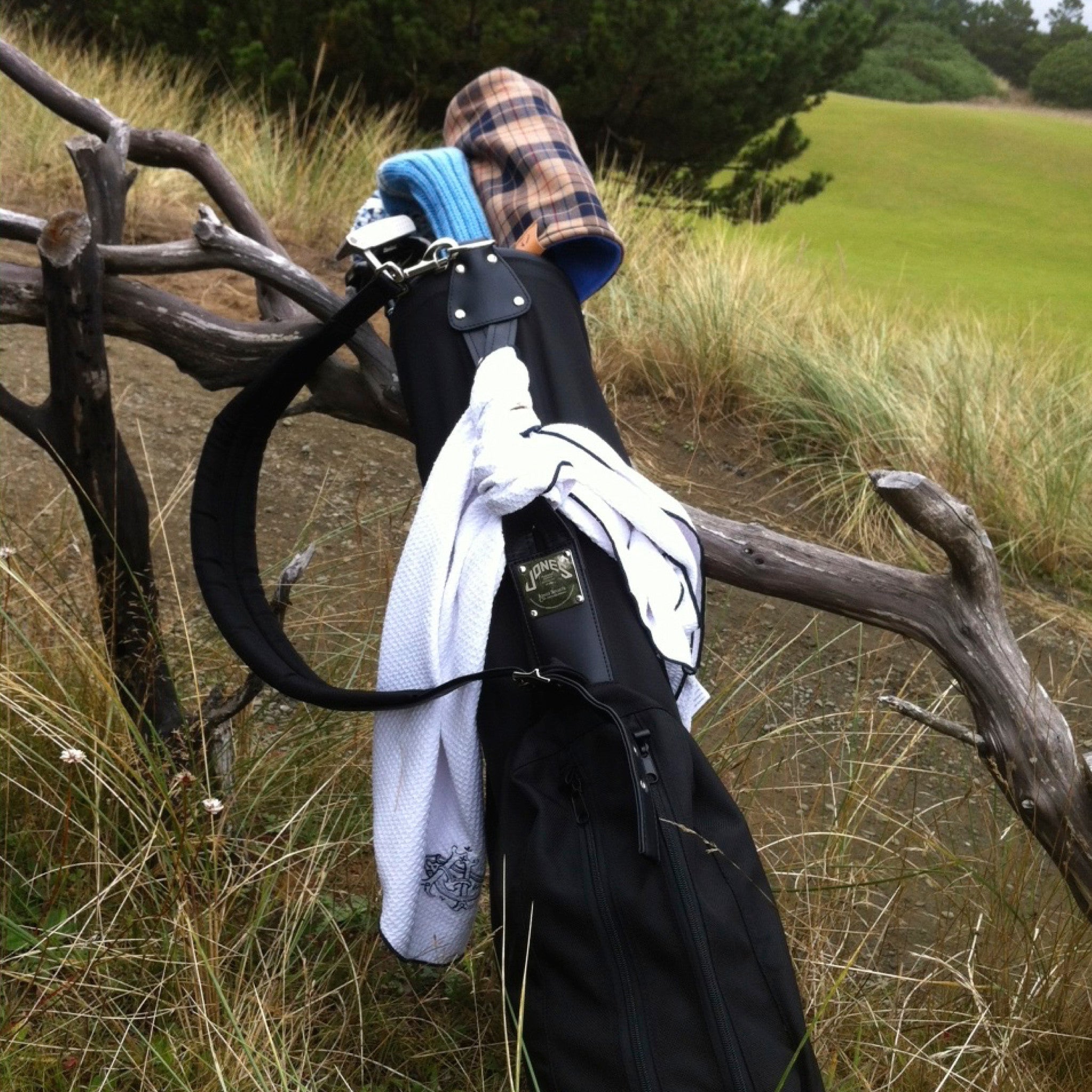 Jones Golf Players Series #001 Golf Bag | Uncrate Supply