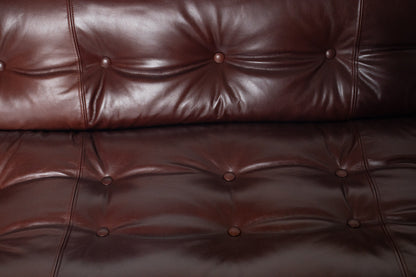 Soriana Love Seat Sofa and Ottoman in New Leather by Afra & Tobia Scarpa for Cassina