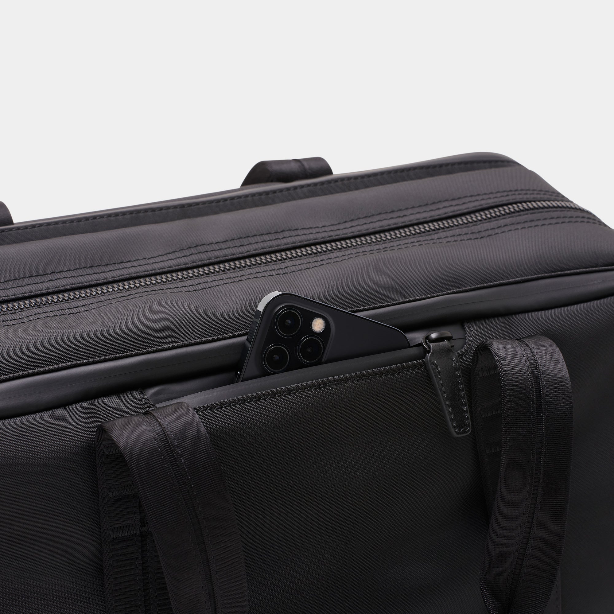 Stuart & Lau Redux Gym Bag | Uncrate Supply