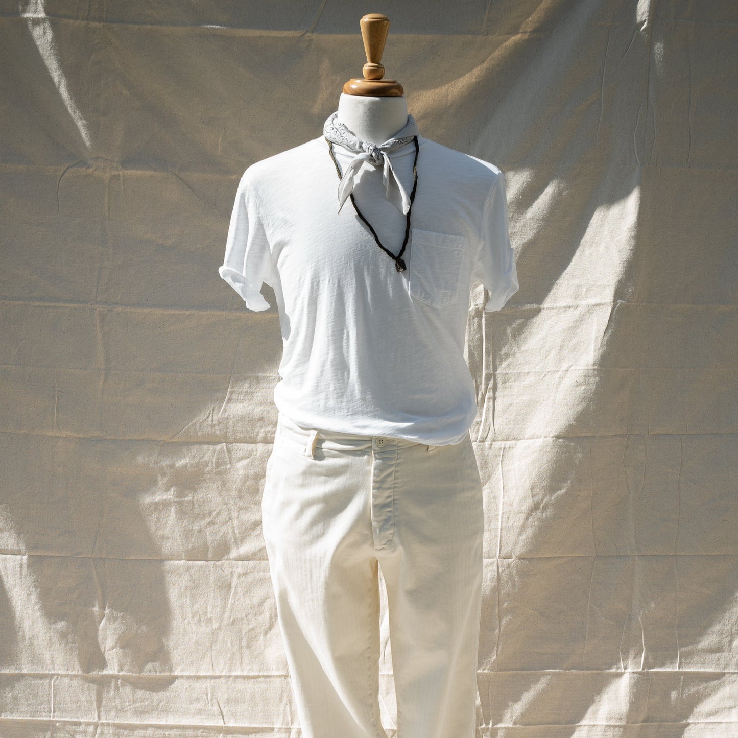RIVAY Slub Cotton Pocket Tee in White