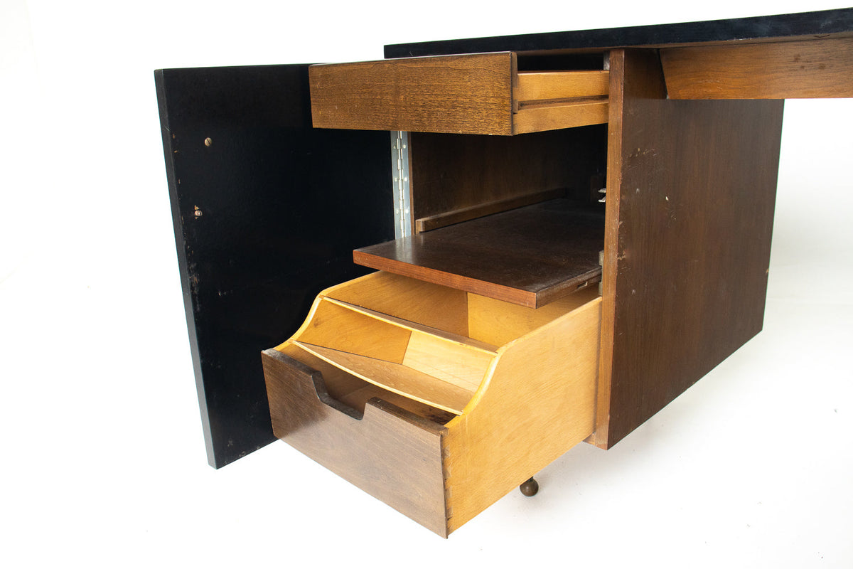 Rare Greta Grossman Model 6200 Desk for Glenn of California, 1952 — Dave Brubeck Estate