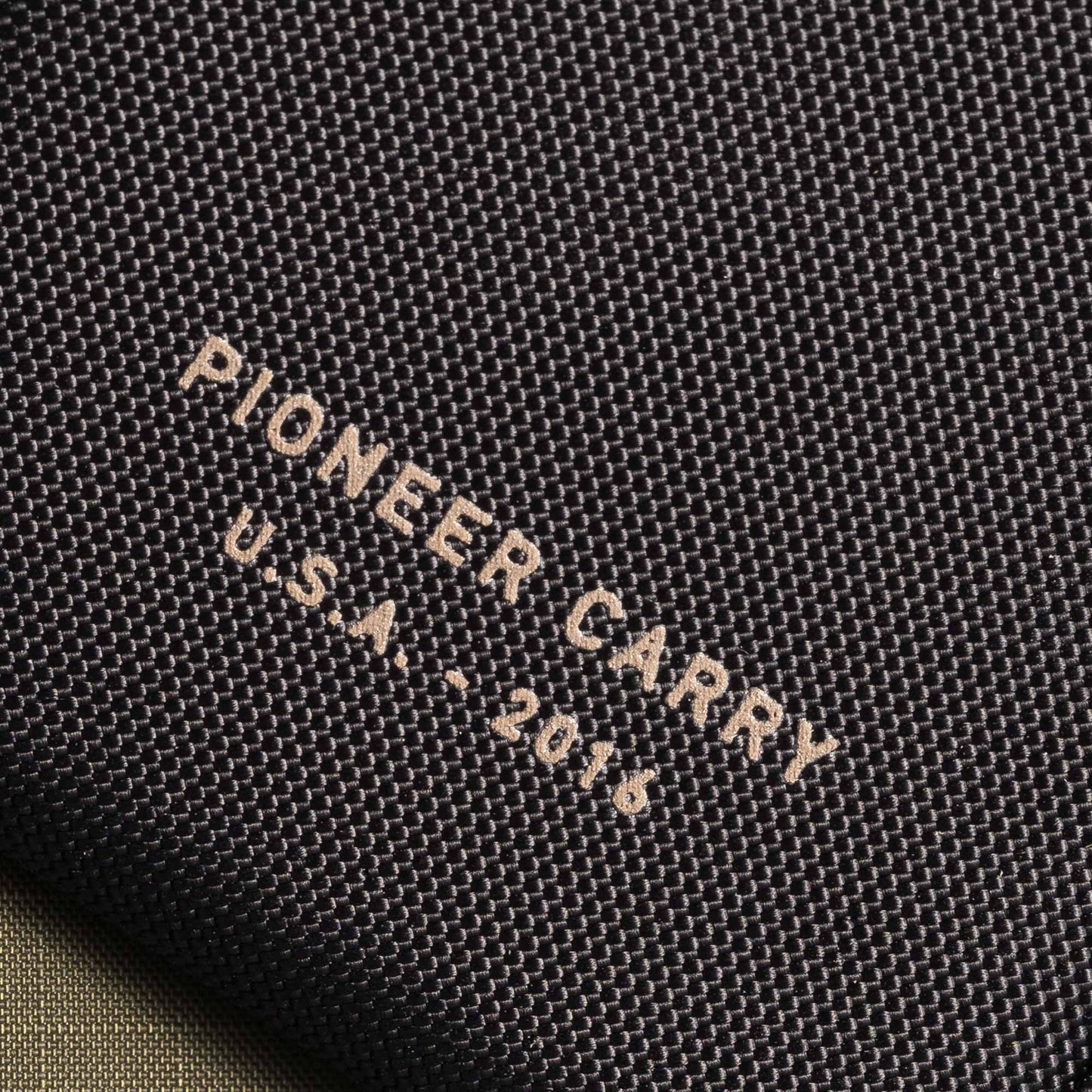 Pioneer Molecule Cardholder