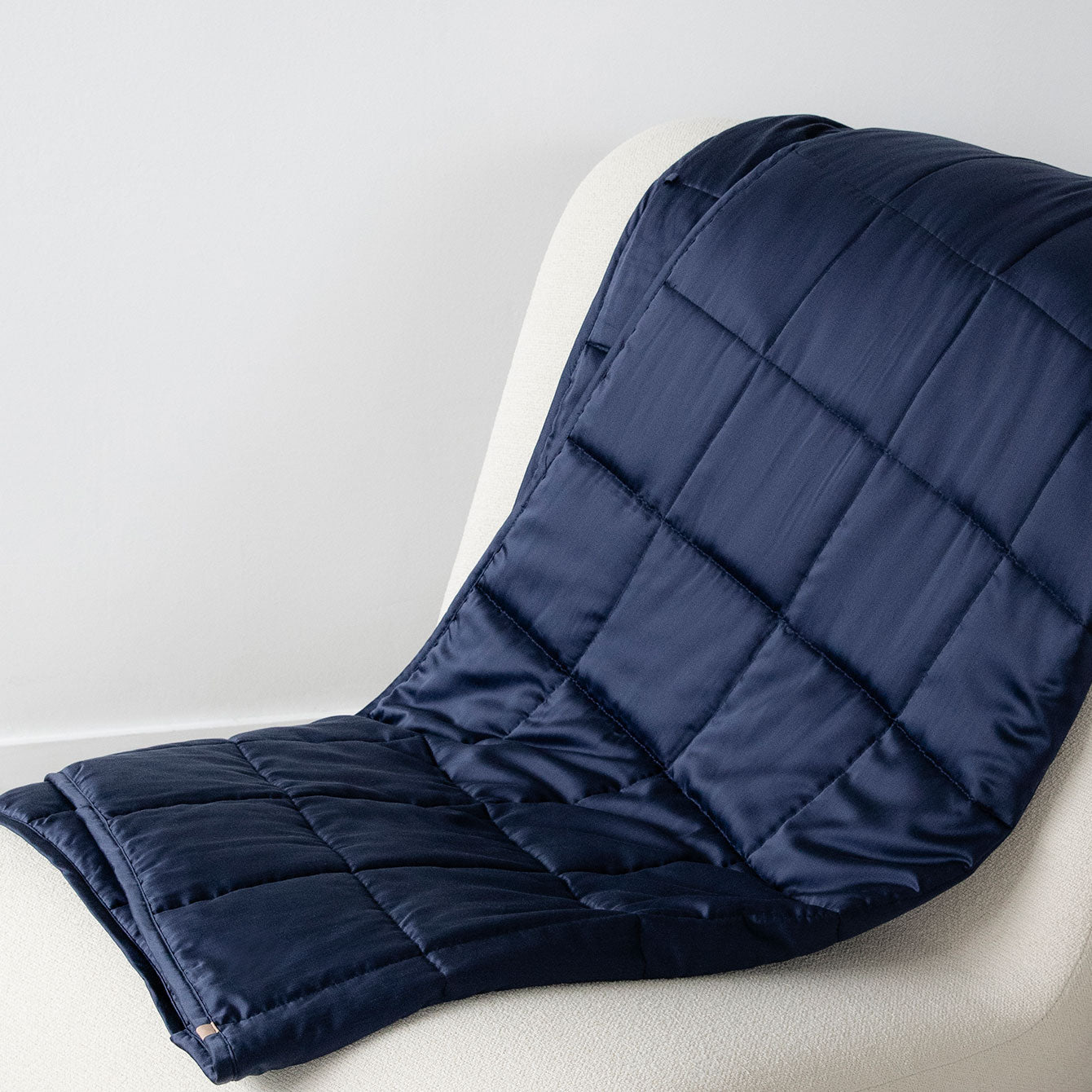 Lunya The Quintessential Weighted Blanket