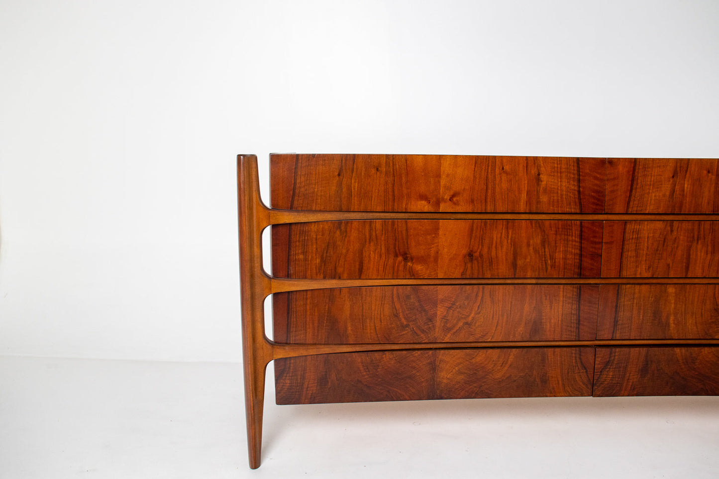 William Hinn Sculpted Walnut 8 Drawer Dresser, Made in Sweden, Circa 1950s