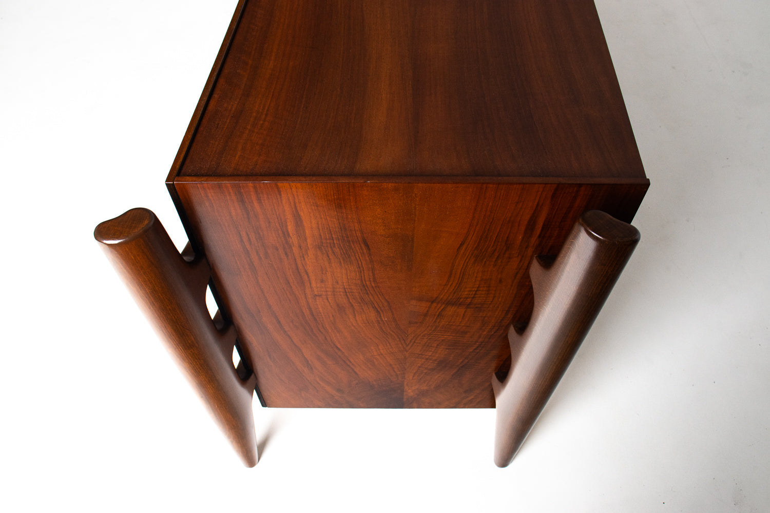 William Hinn Sculpted Walnut 8 Drawer Dresser, Made in Sweden, Circa 1950s