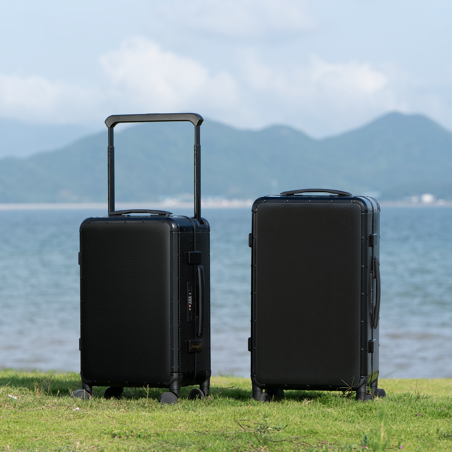 MVST Carbon S 2.0 Carbon Fiber Suitcase