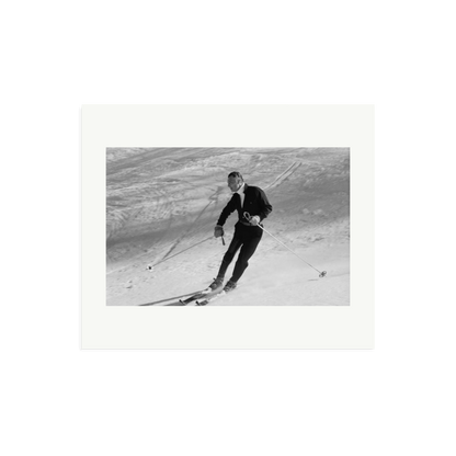 Gianni Agnelli Skiing Framed Print Print Only Large