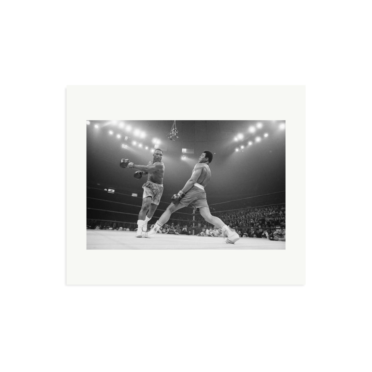 Ali Dodging a Punch From Frazier Print Only Large