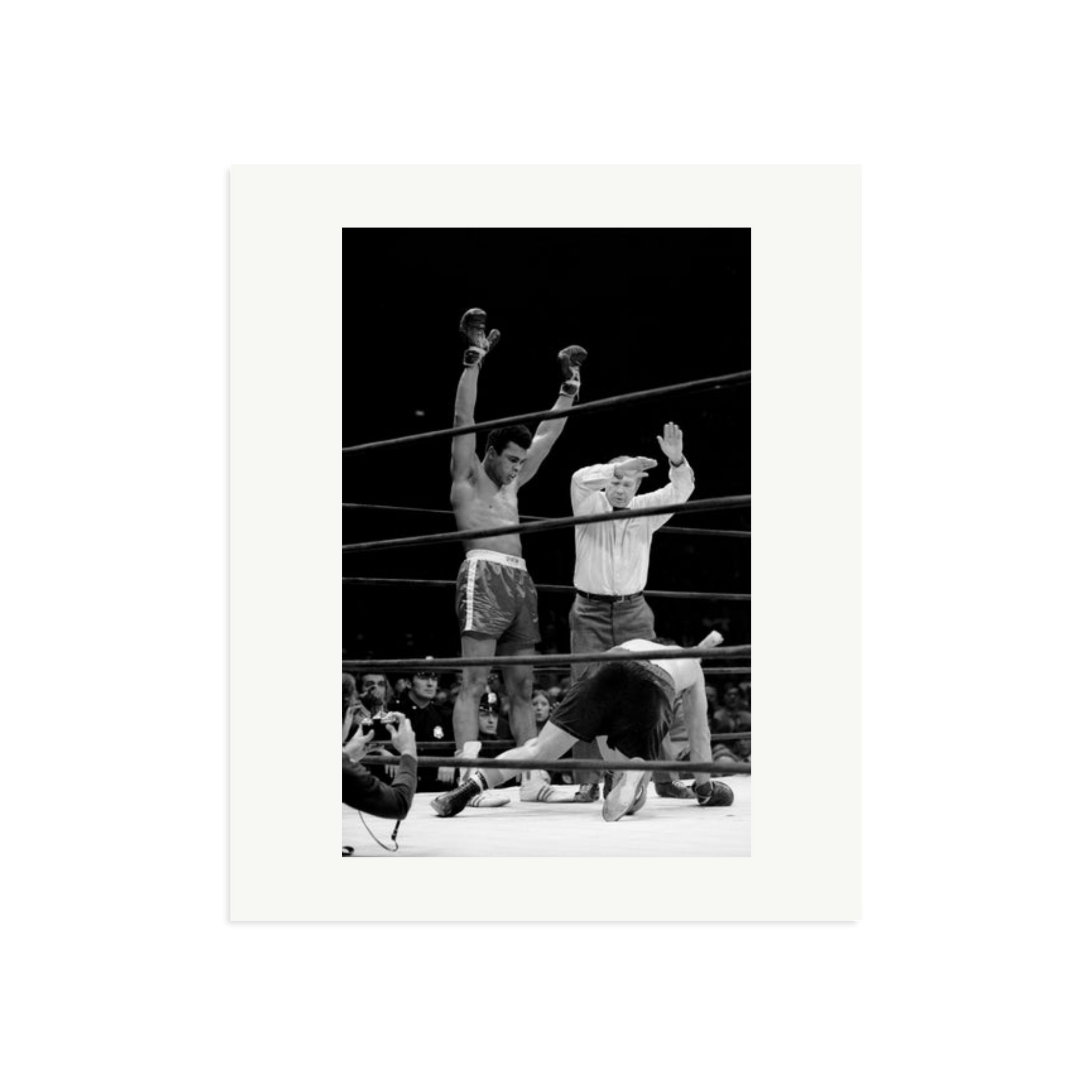 Muhammad Ali Knock Out Framed Print Print Only Large