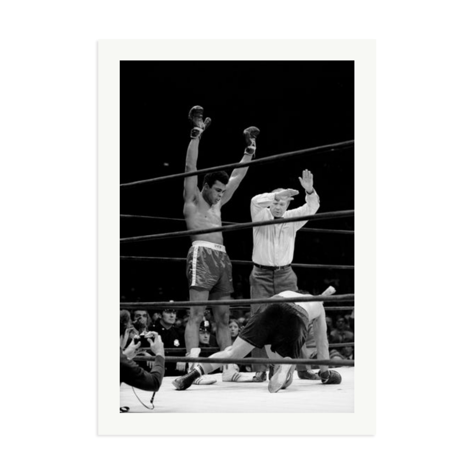 Muhammad Ali Knock Out Framed Print Print Only XXL