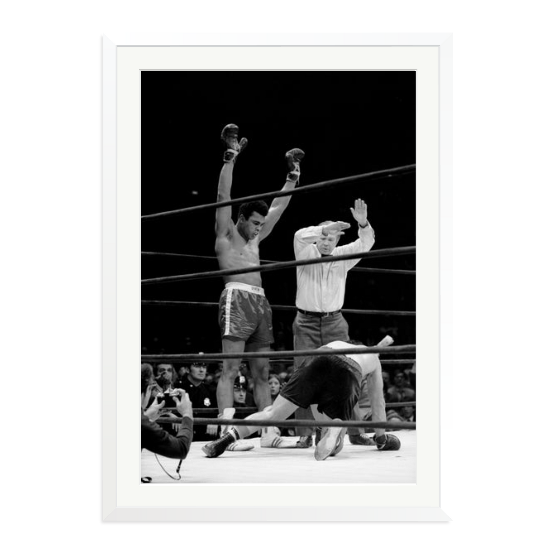 Muhammad Ali Knock Out Framed Print White XXL