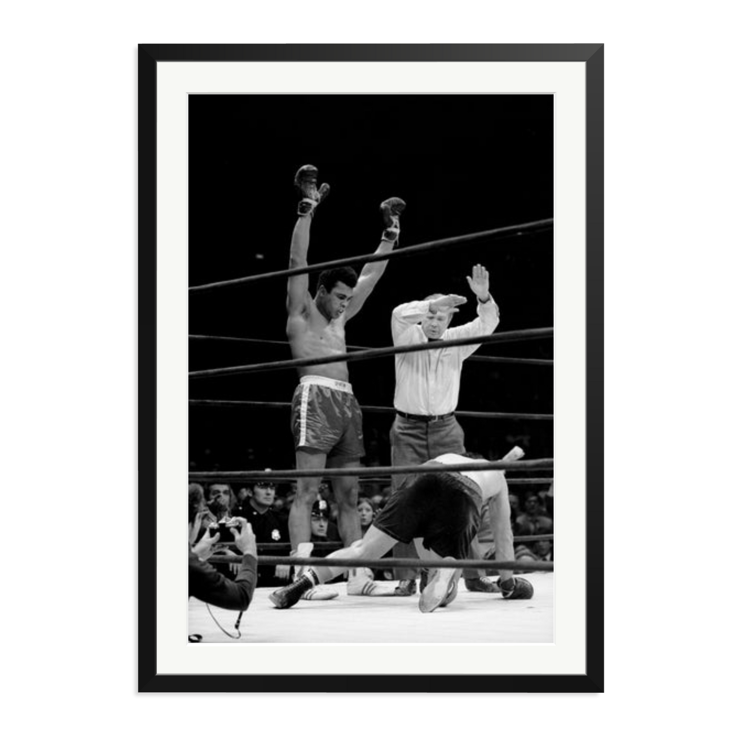 Muhammad Ali Knock Out Framed Print Black XXL