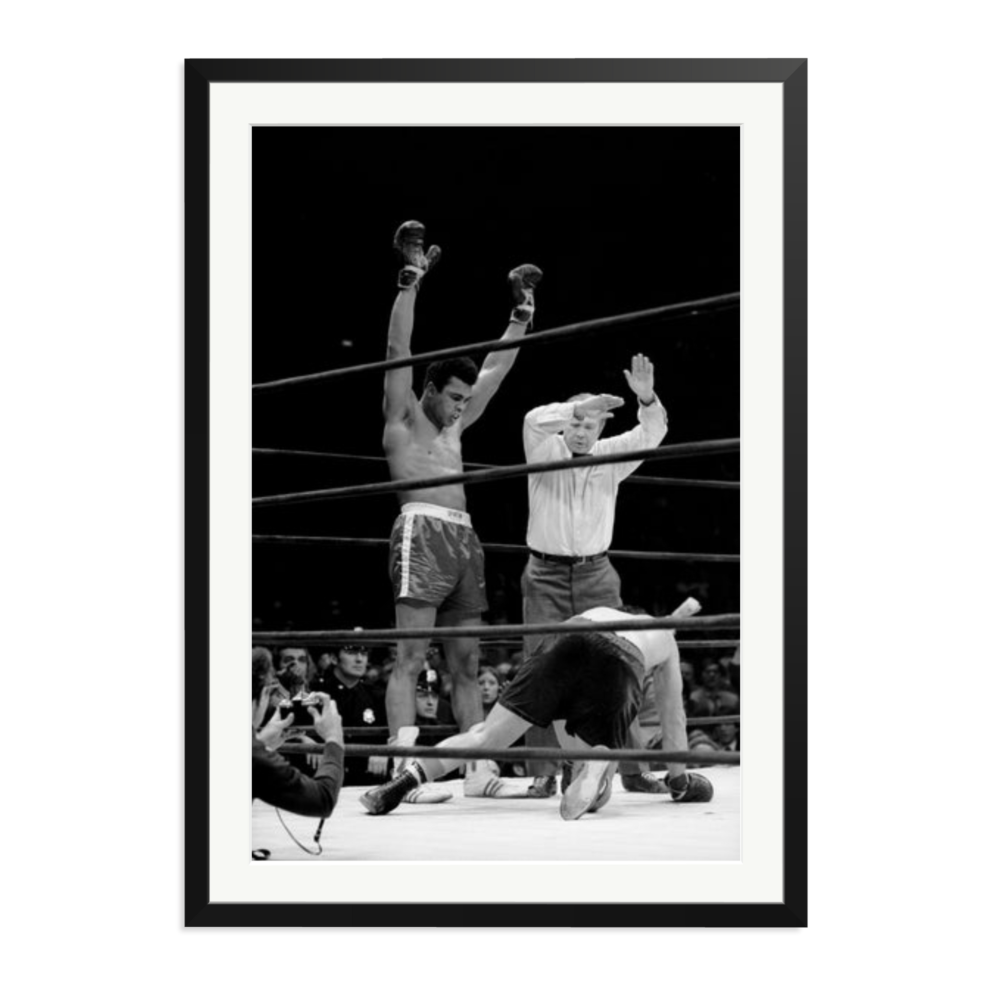 Muhammad Ali Knock Out Framed Print Black XXL