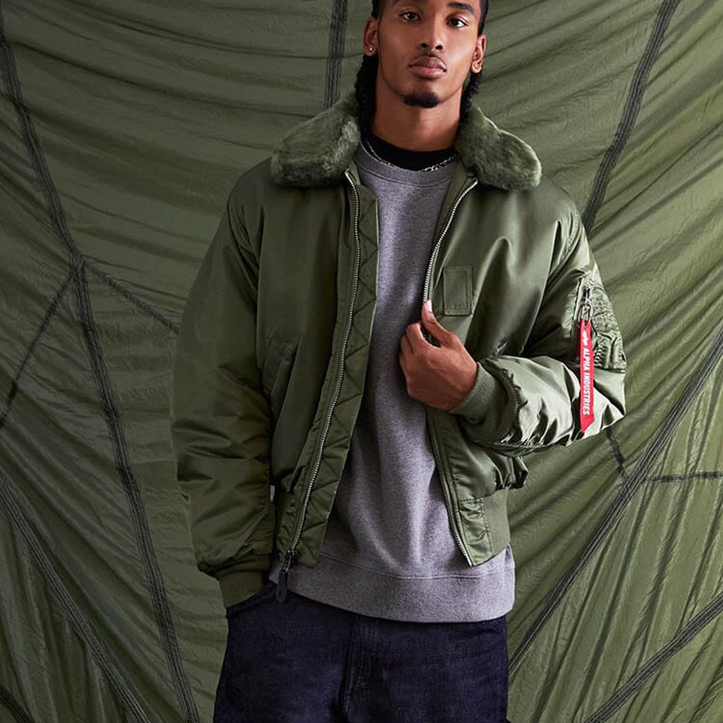 ALPHA INDUSTRIES B-15 BOMBER JACKET (HERITAGE)