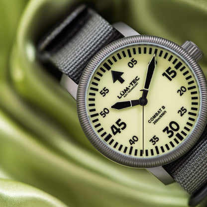 Lüm-Tec Combat B72 Field Watch