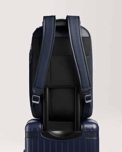 Carl Friedrik 72-hour Black Backpack