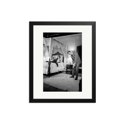 Connery, Golf on Set Framed Print Black Medium