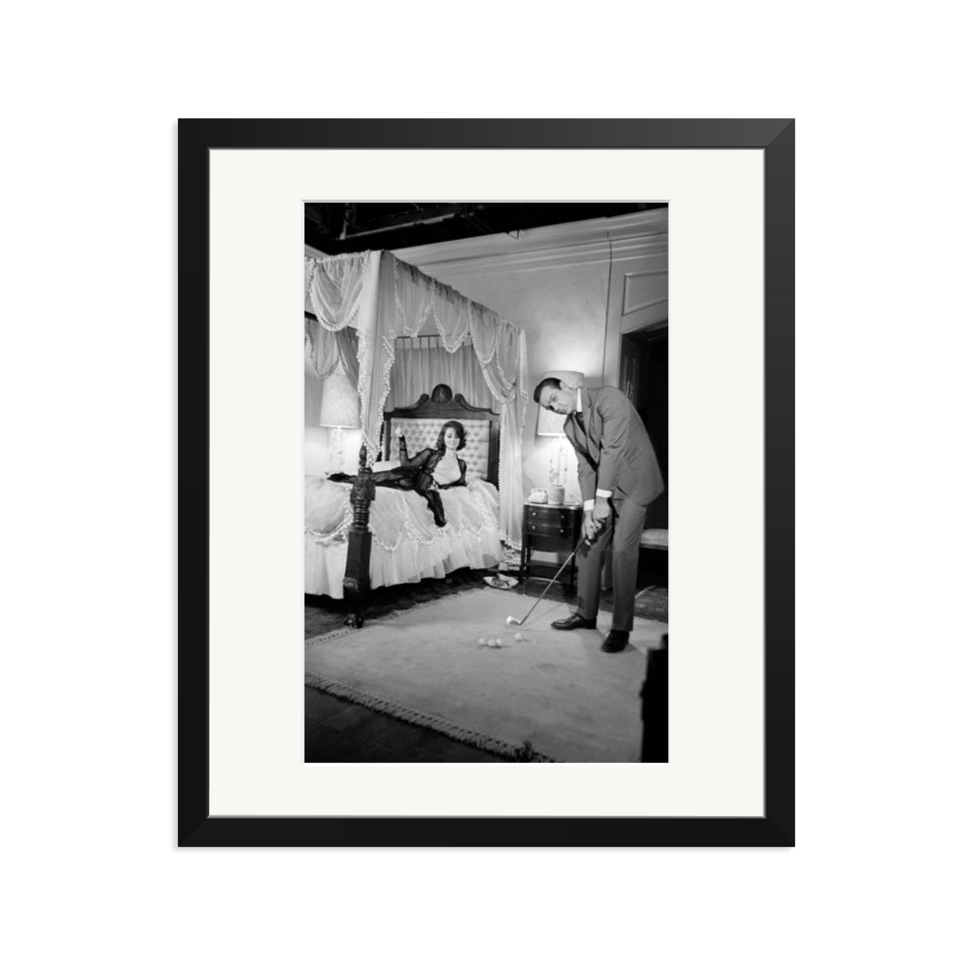 Connery, Golf on Set Framed Print Black Large