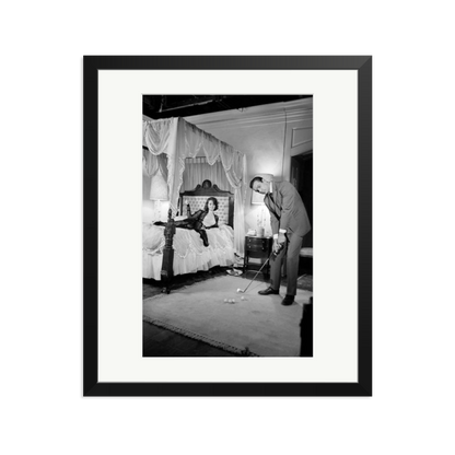 Connery, Golf on Set Framed Print Black Large