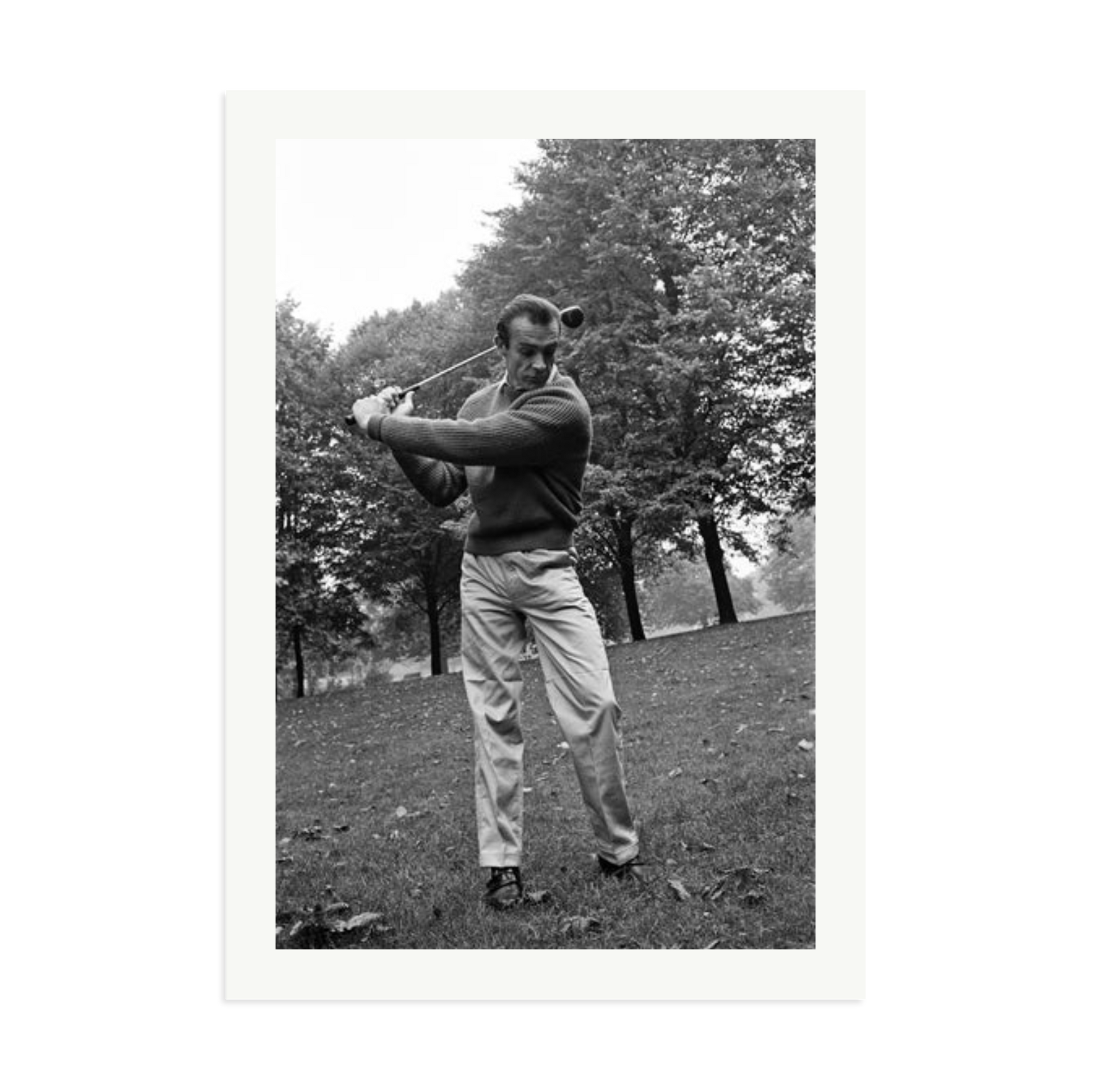 Sean Connery Plays Golf Framed Print Print Only XXL