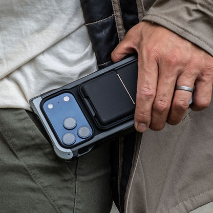 Dango iPhone 17 Pro Adapt Case