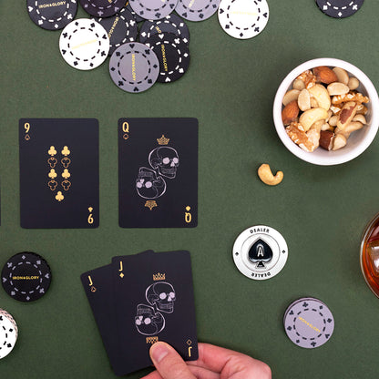 Dead Man's Hand Poker Set | Uncrate Supply