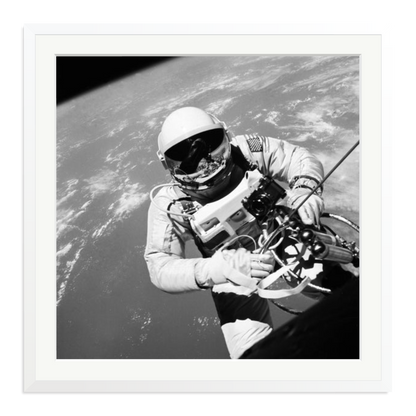 Gemini IV Spacewalk Framed Print White XXL