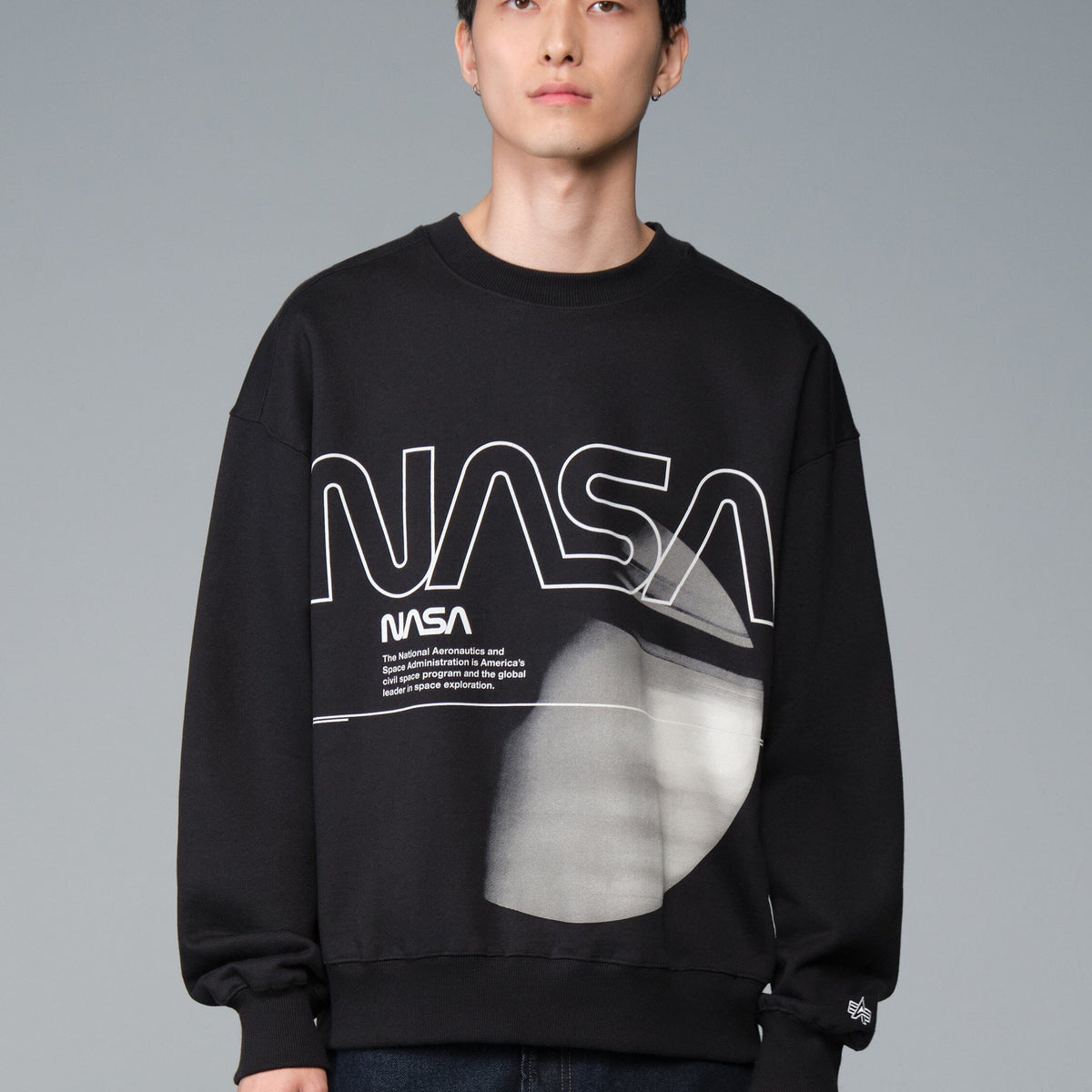 NASA GALAXY ESSENTIAL CREW SWEATSHIRT