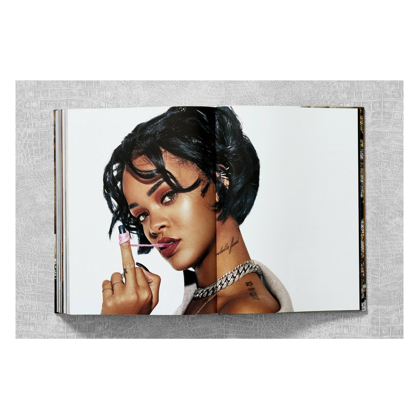 Ice Cold. A Hip-Hop Jewelry History